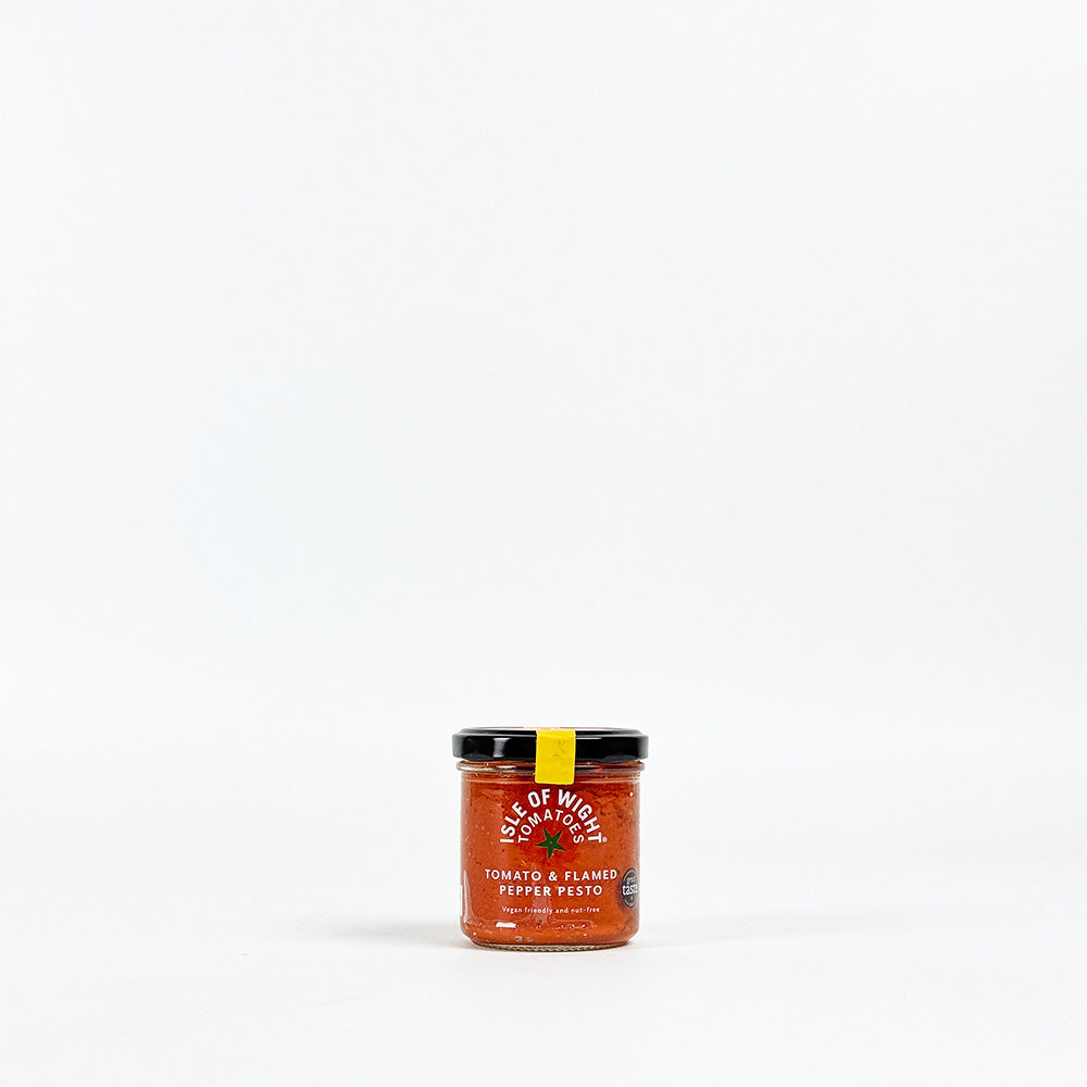 Isle Of Wight Tomatoes Tomato & Flamed Pepper Pesto - 140g